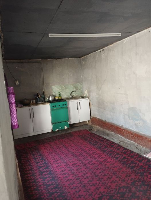 Xovli uy sotilada Mirobot Tumani