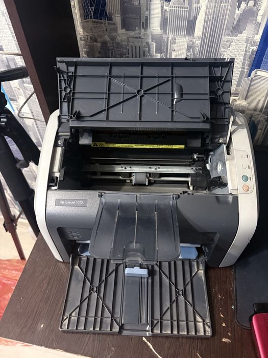 Принтер HP Laserlet 1010