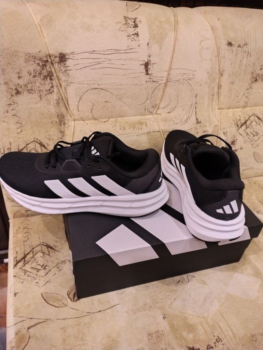 Оригинални мъжки маратонки Адидас