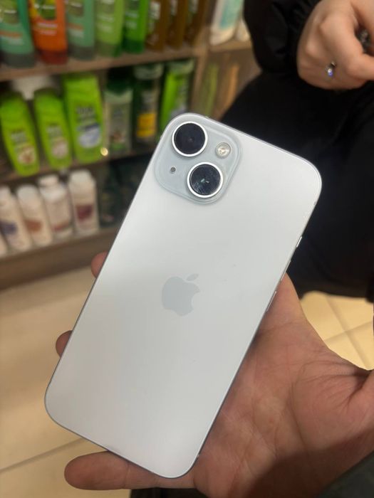 Обменяю iphone 15 на samsung s25