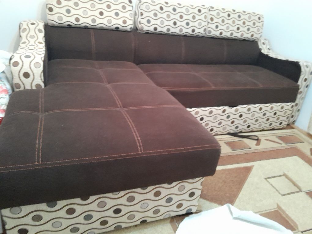 Vind sofa extensibilă