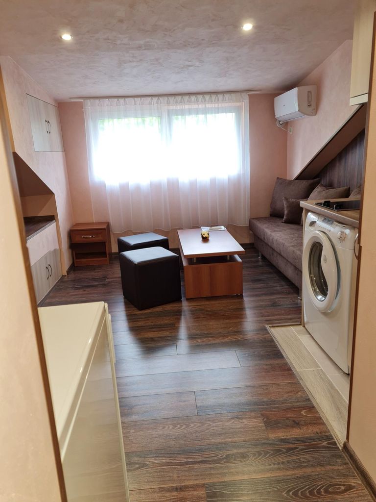 Дава се под наем Ателие в София, Красна поляна 3 - 22 кв.м за 250 € - Снимка #2
