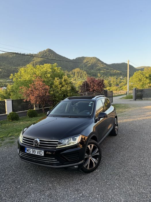Volkswagen Touareg Facelift 3.0 TDI Euro 6 FULL ! Pano ACC Ventilatie!