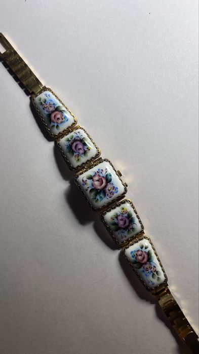 Женские часы Чайка финифть позолота