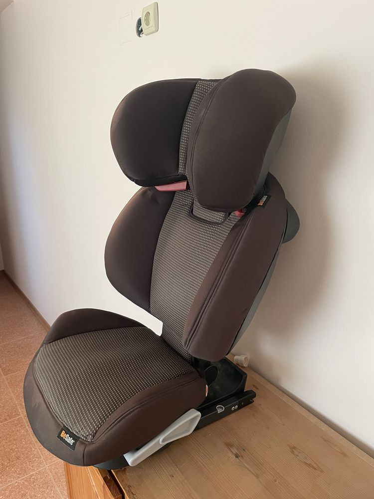 BeSafe iZi Up X3 Fix Premium Car Interior