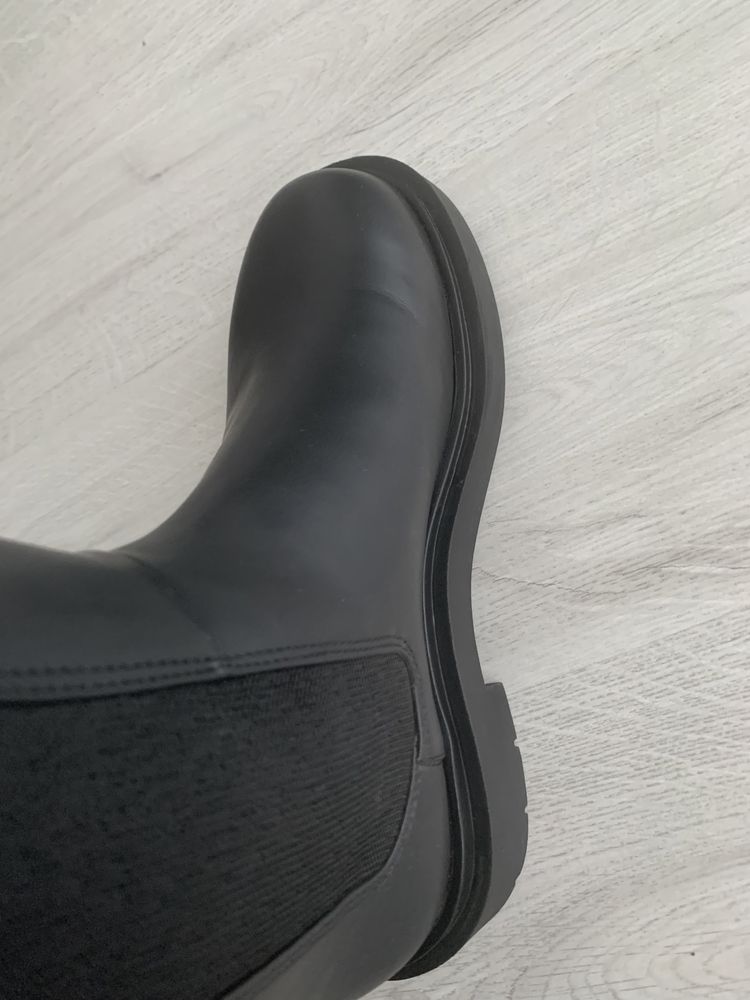 Vand Chelsea boots h&m marime 38