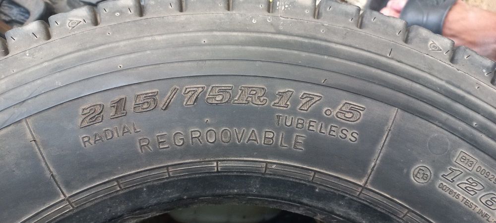 Гума  за камион  215 75 R17.5