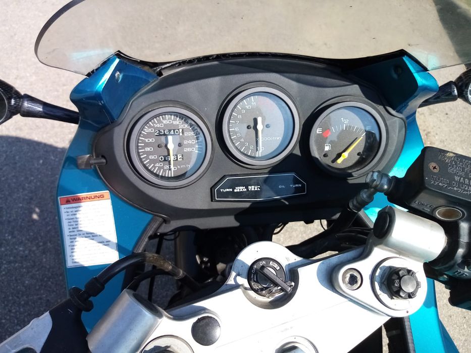 Suzuki gsx 600 f