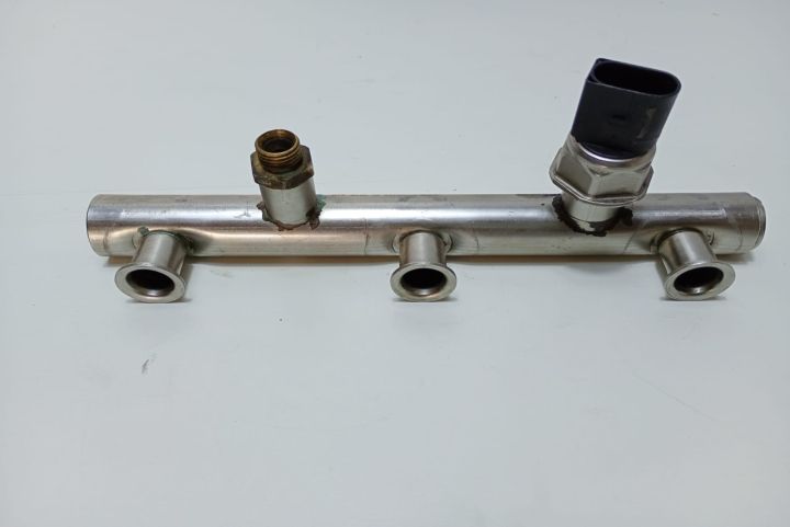 Rampa Injectoare 3.2 fsi 06E130089B Audi A5 8T seria