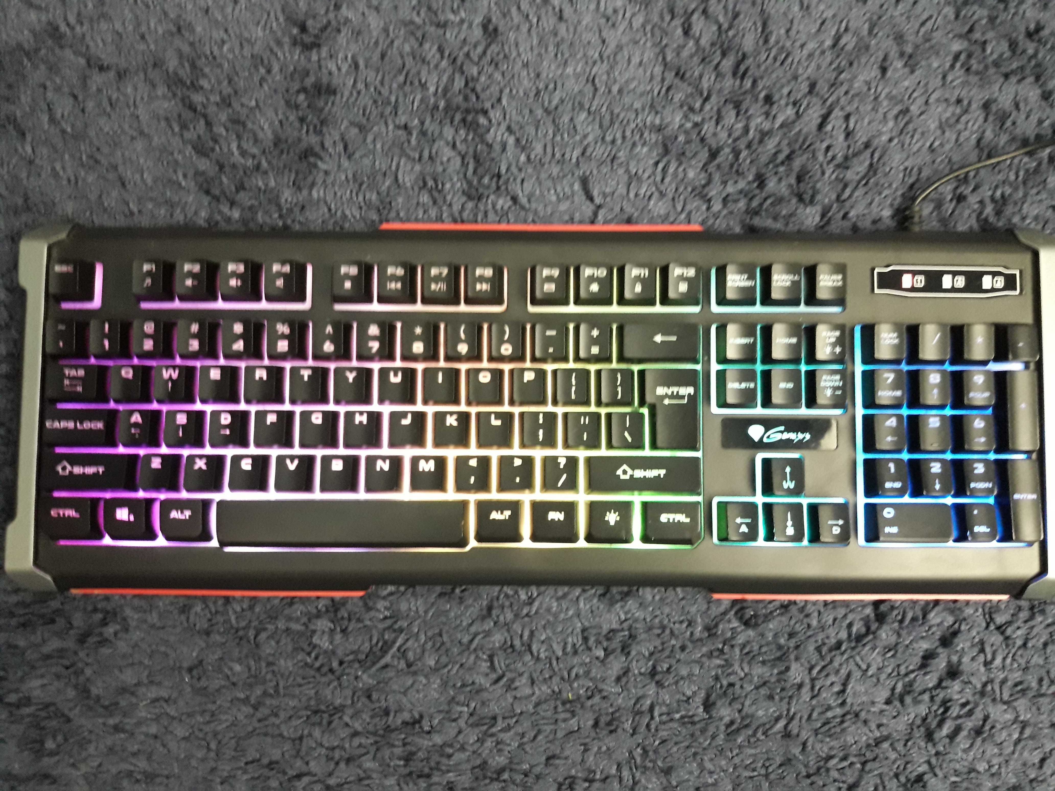 Светеща клавиатура RGB