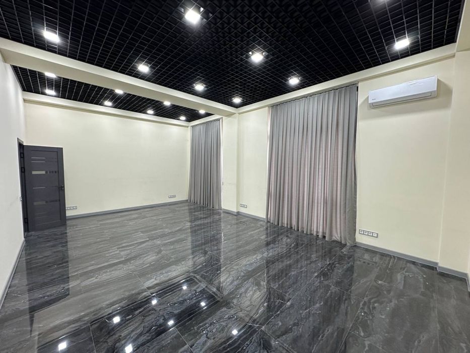 Продаётся Коммерческое Помещение 290кв.м Ц-1 МирзоУлугбекский район