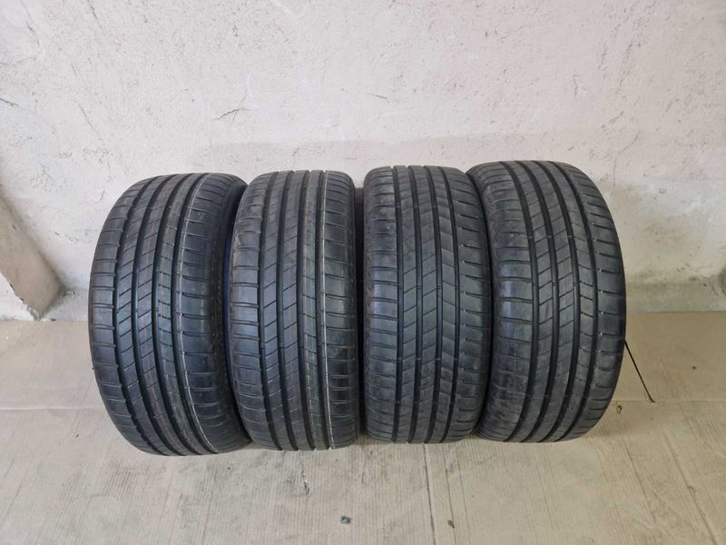 3 Bridgestone R17 215/45/ 
демо летни гуми
DOT0322
