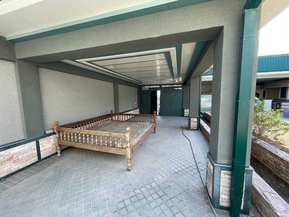 Уч кахрамон постдан кирганда файзли ховли сотилади. NR494/26