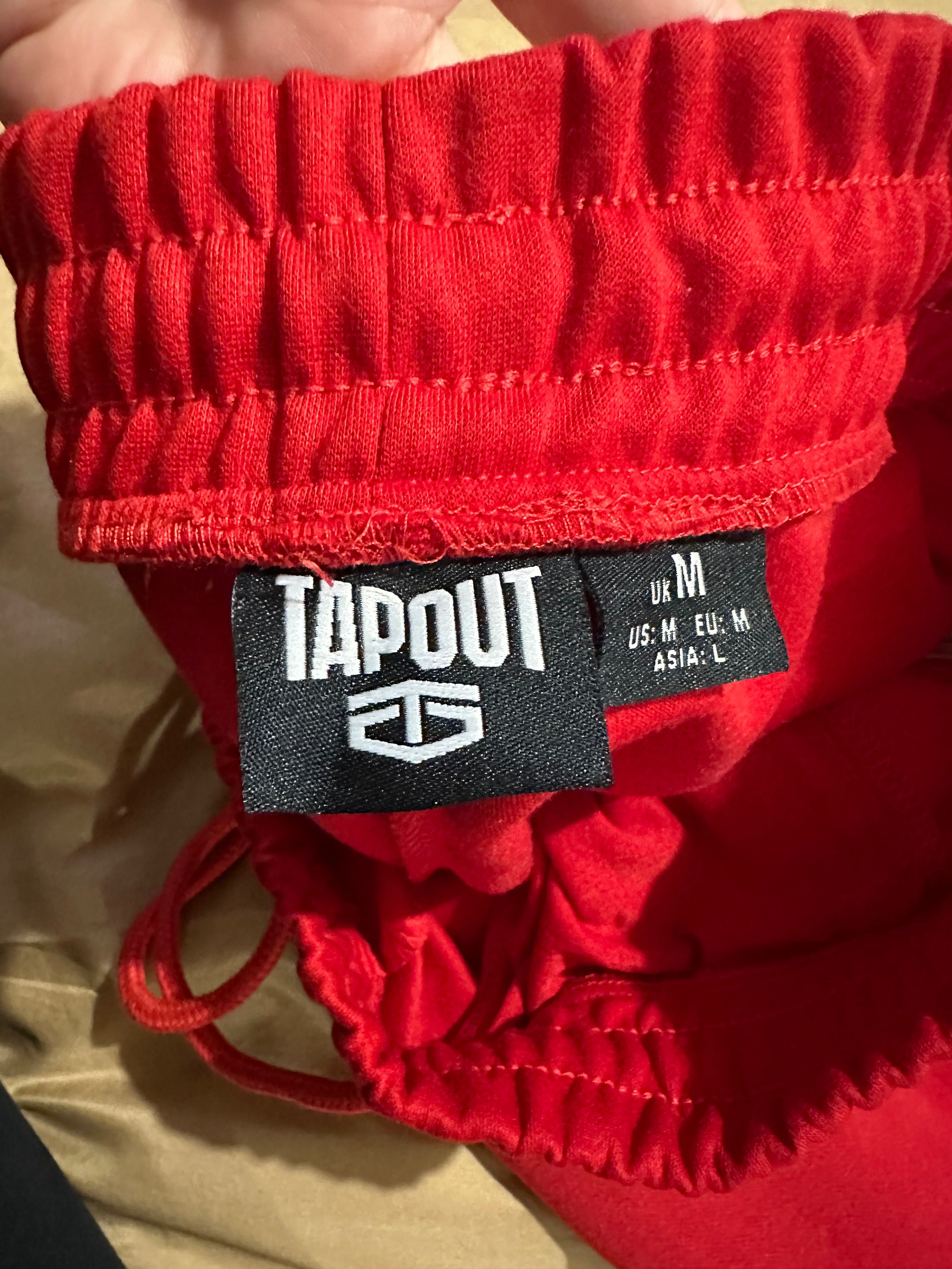 Мъжки анцуг Tapout чисто нов с етикет