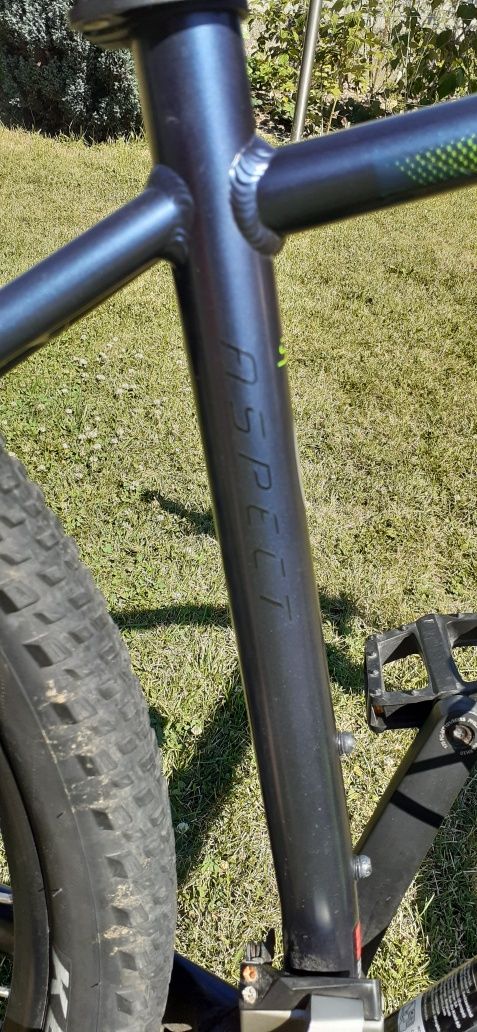 Scott Aspect 29"