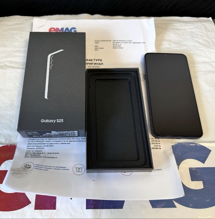 КАТО НОВ 256GB Samsung S25 Гаранция ЕМАГ 2027 Navy / Син