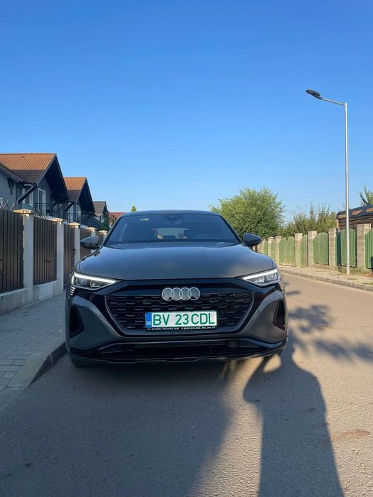 Audi Q8 Q8 Advanced 50 e tron quattro