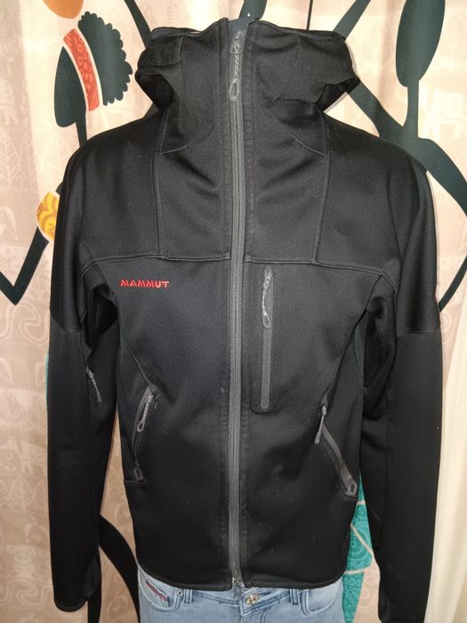 Bluza Softshell de barbat,marime M.