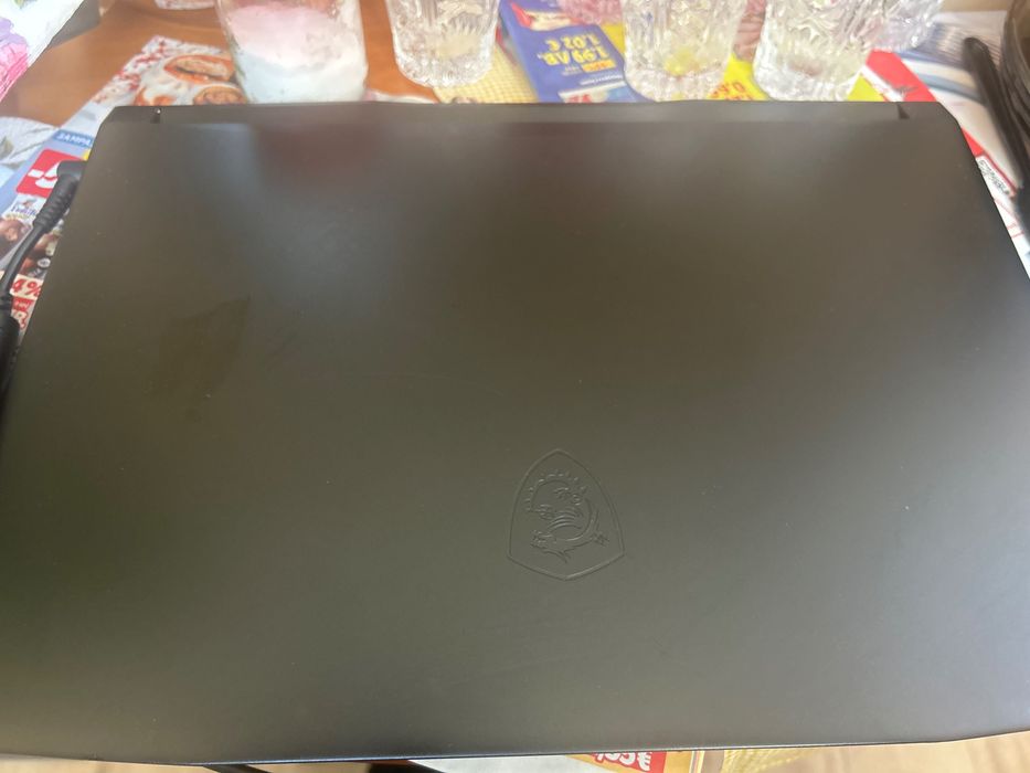Лаптоп MSI katana gf66 ТОП оферта! Може и бартер за ел. Тротинетка