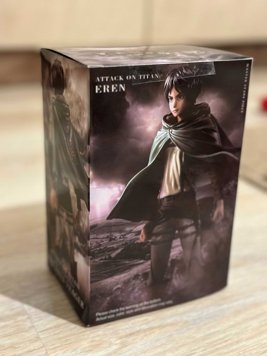 Аниме фигурка Attack on titan Eren Ерен anime Shingeki no kyojin