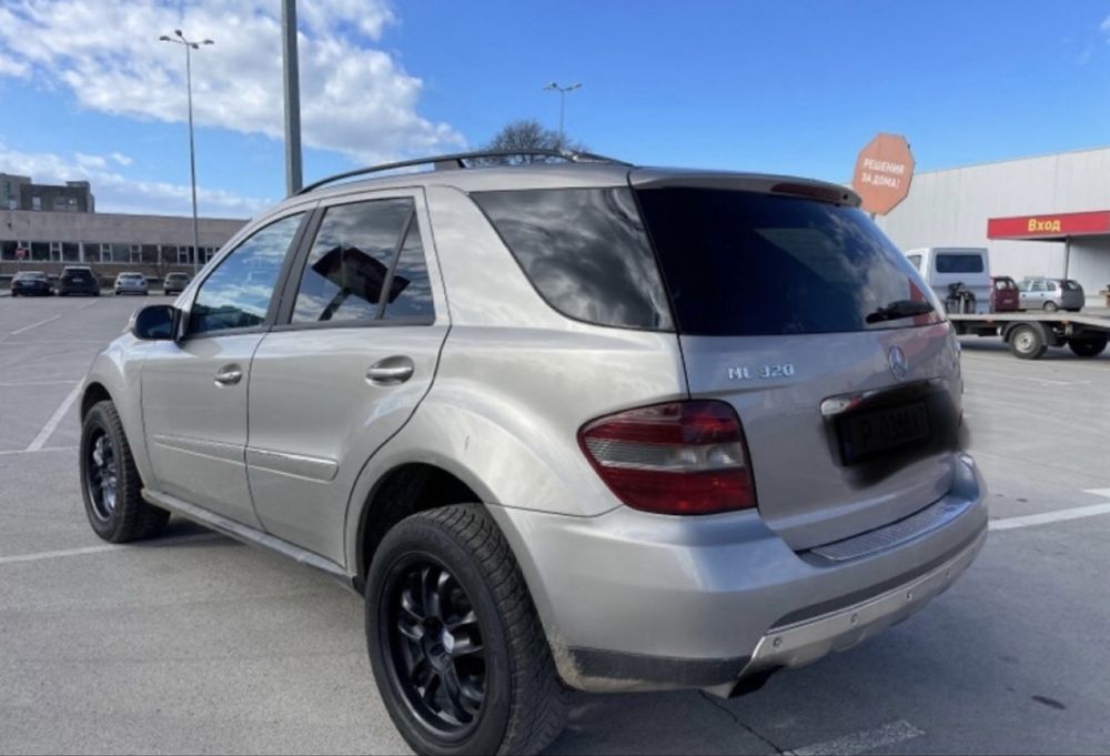 Mercedes ML 320