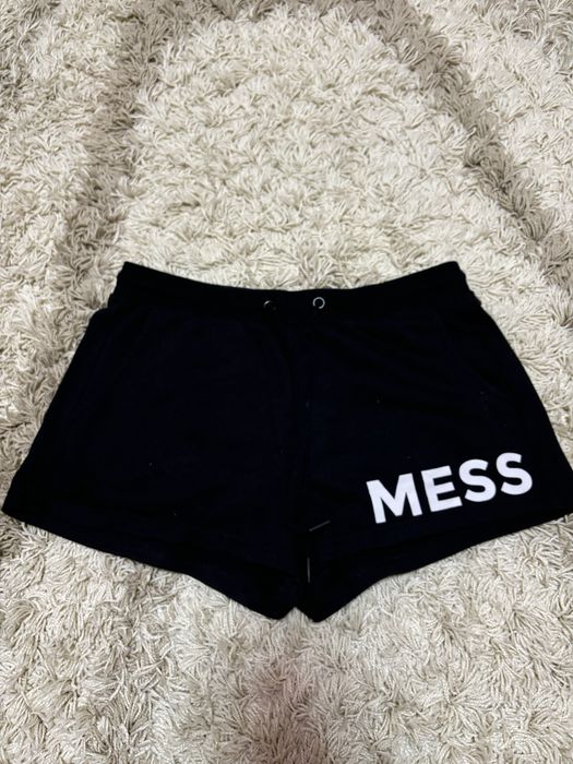 Шорты,юбки по 500 тг