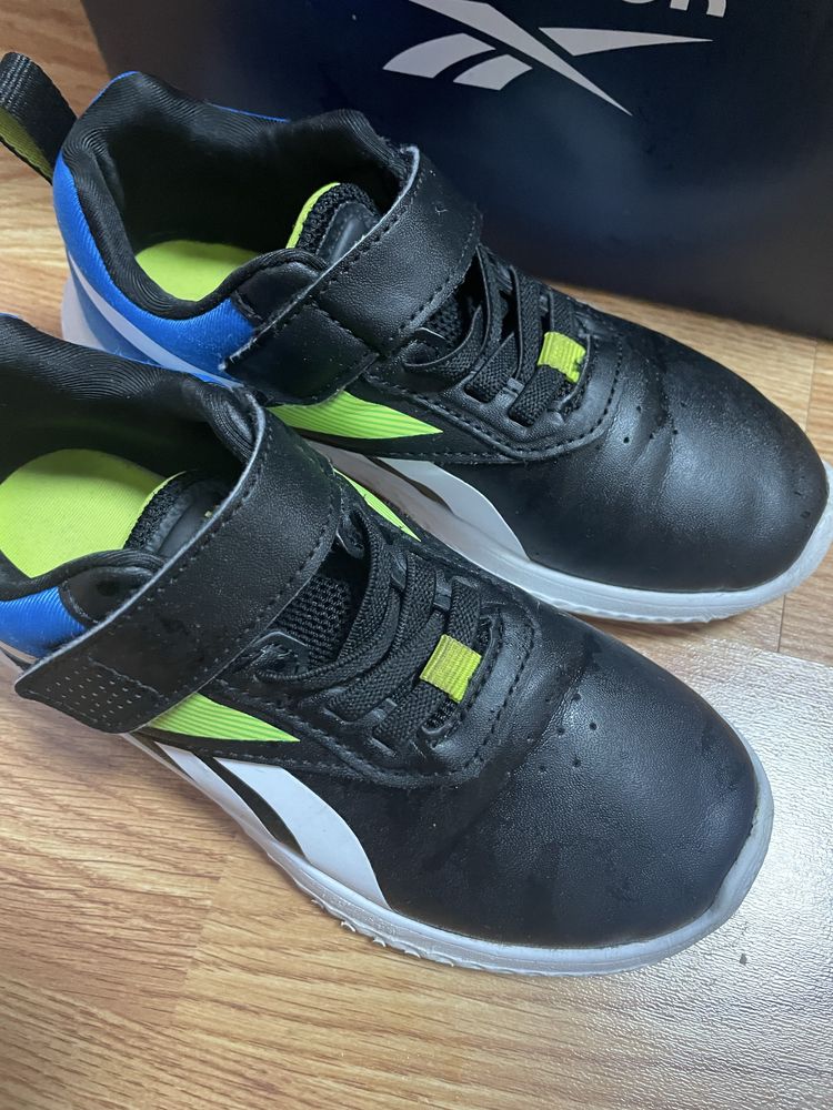 Детски маратонки Reebok без забележки