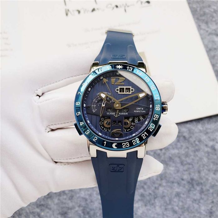 Ulysse Nardin El Toro GMT с автоматичен механизъм