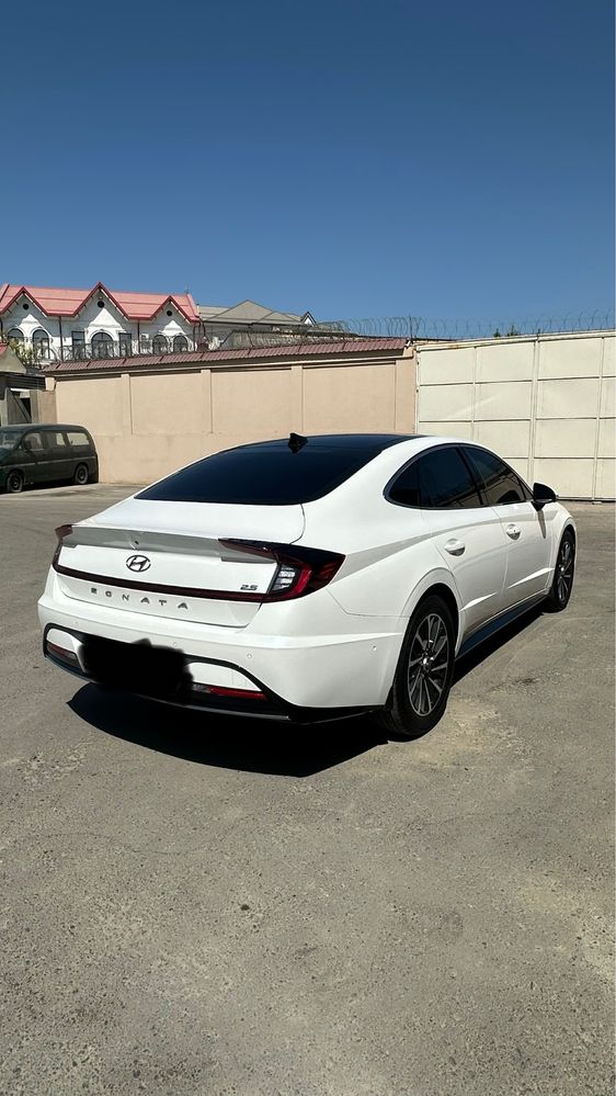 Hyundai 2.5 full sotiladi