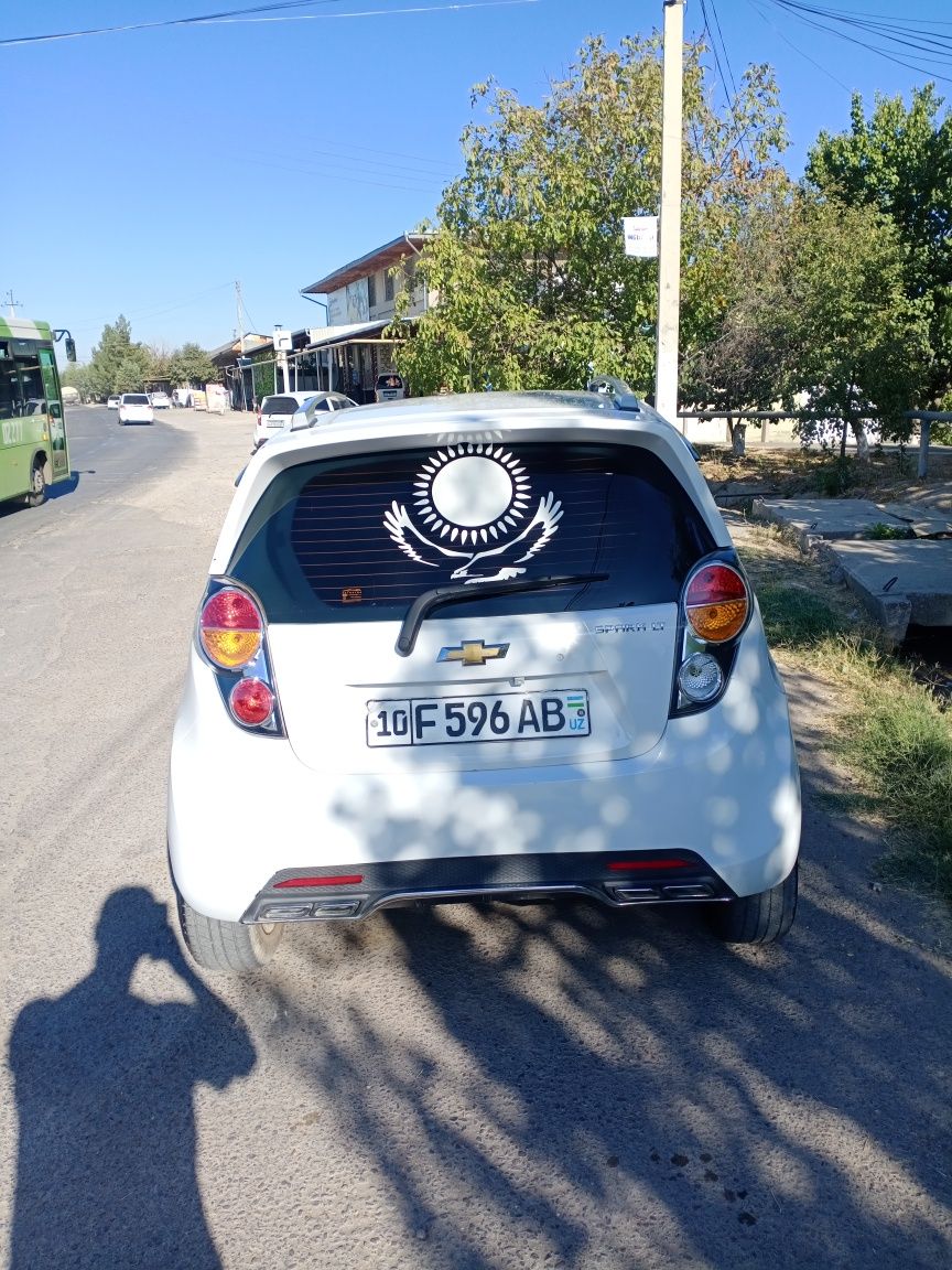 Spark 2018 dekabr holati yaxshi 125 motor