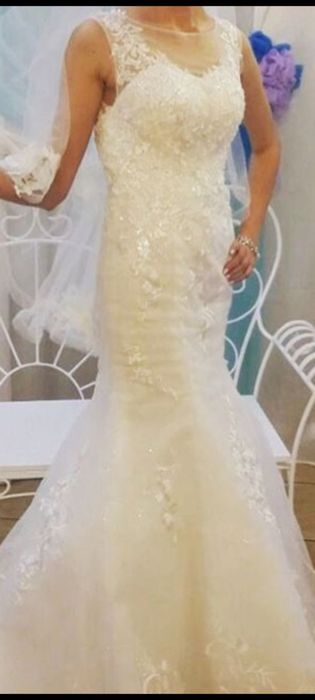 Продам свадебное платье