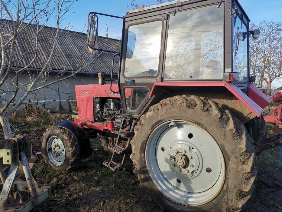 Belarus 572 an 2013 cu încărcător cupa și furci 2200 ore functionare