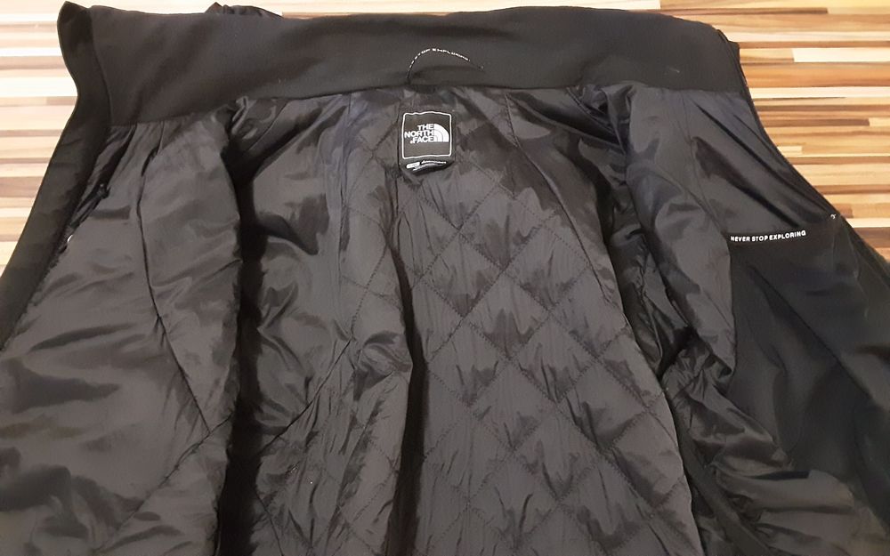 (L) The North face HyVent оригинално зимно яке