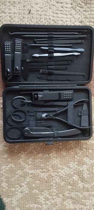 Продается кусачки для ногтей