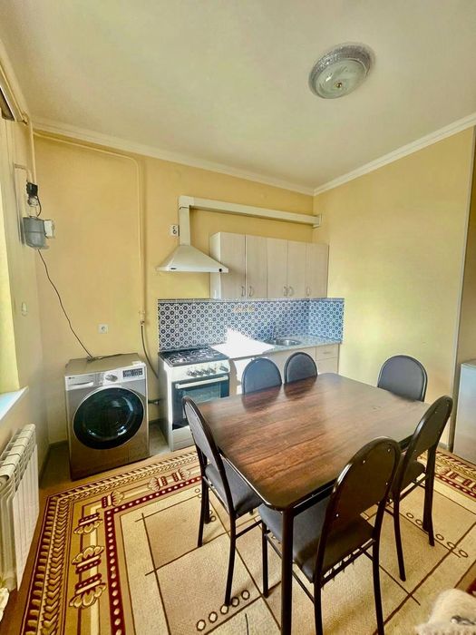 Sergeli Quruvchi metro yaqnida arenda