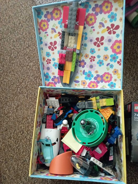 Лего блокчета в насипно състояние