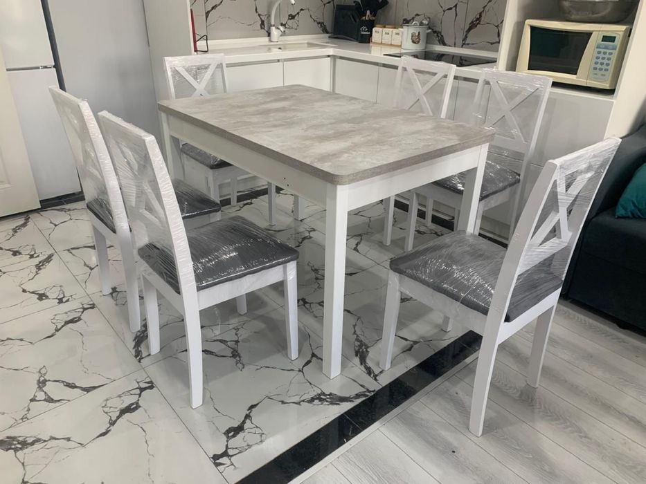 Продам стол стулья , для кухни