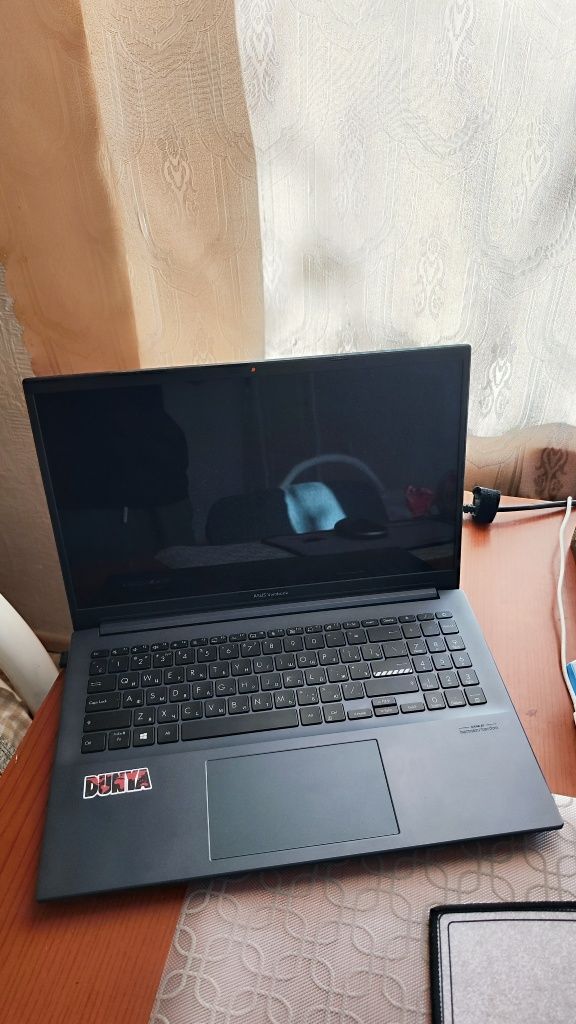 Asus Vivobook pro OLED