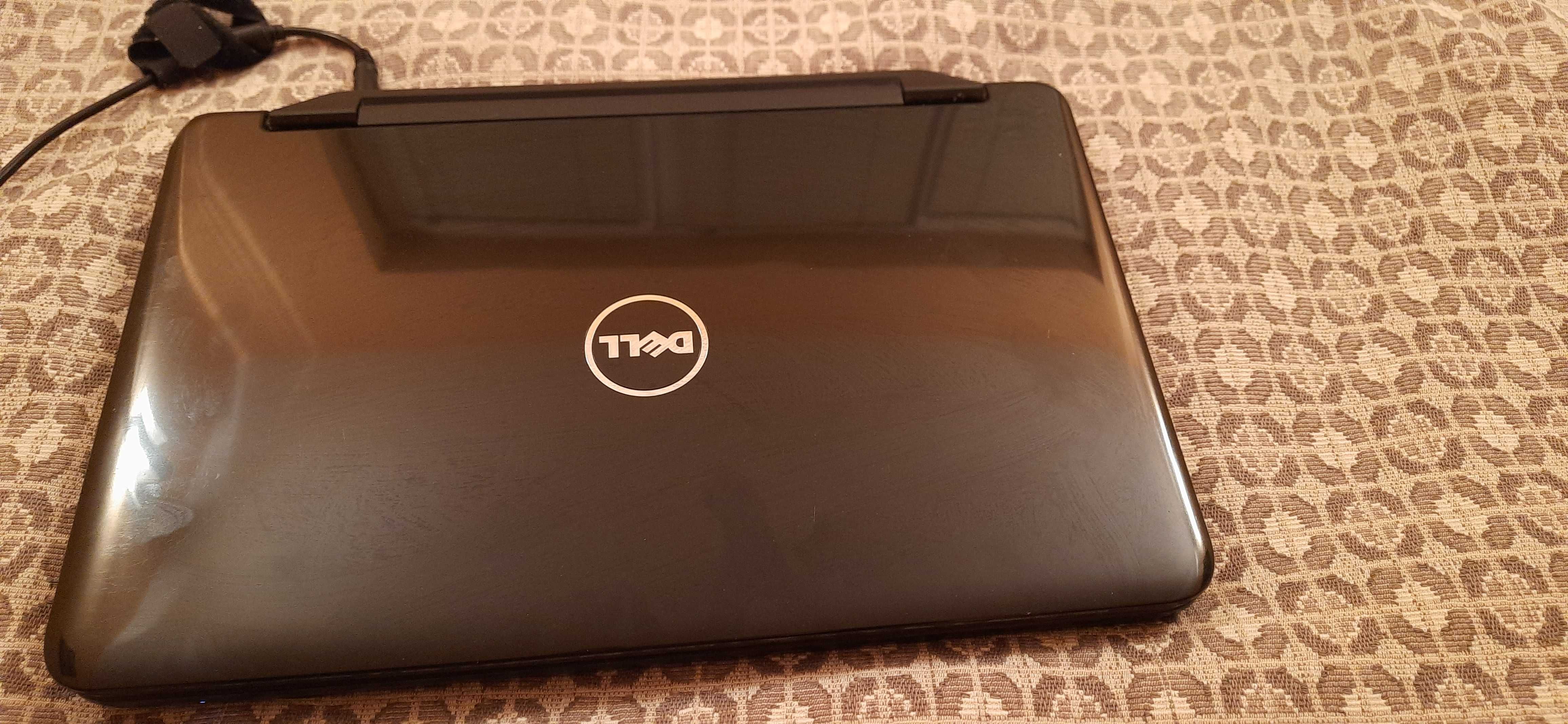 Лаптоп - Dell Inspiron N5040 4 GB RAM, 420 GB 15.6 инча