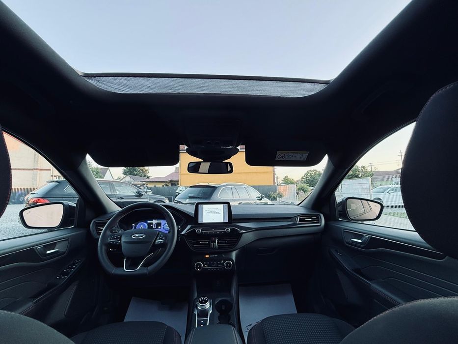 Ford Kuga 2,5 PLUG IN HYBRID