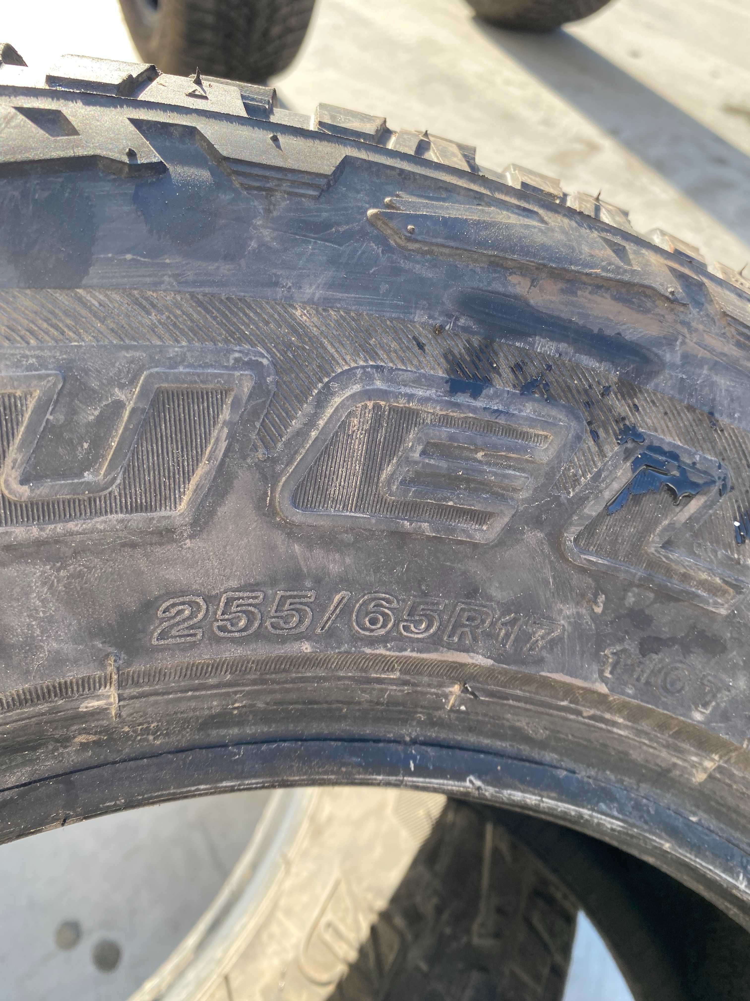 BridgeStone 255/65 R17 - Anvelope A/T