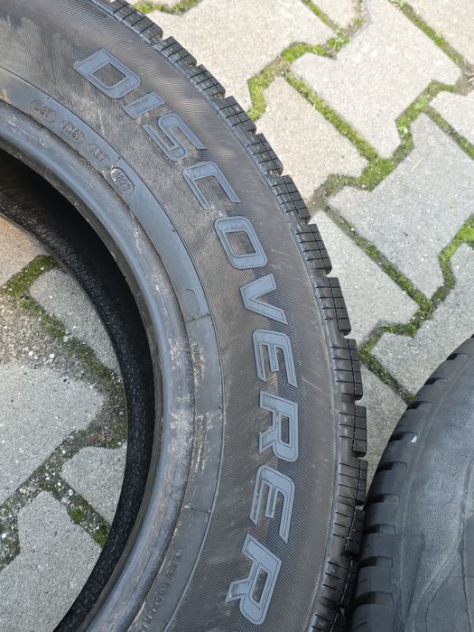 235 65 17  Cooper se