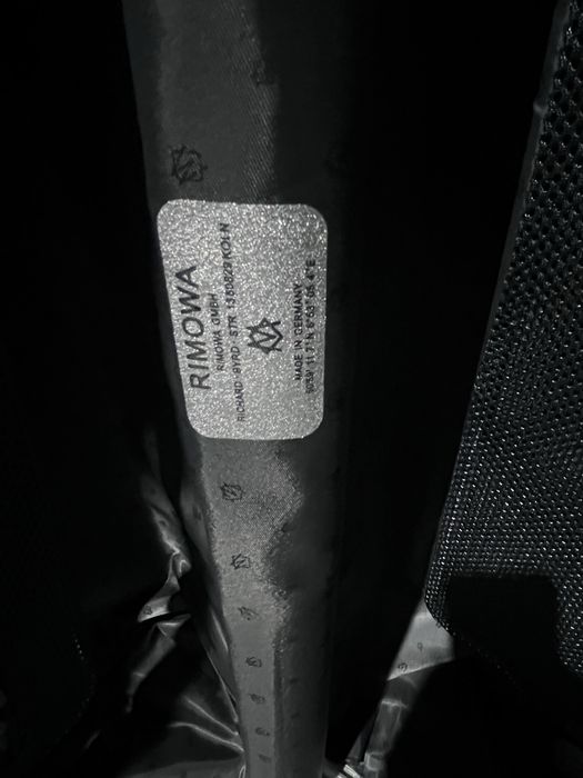 Vand troler aluminiu marca Rimowa