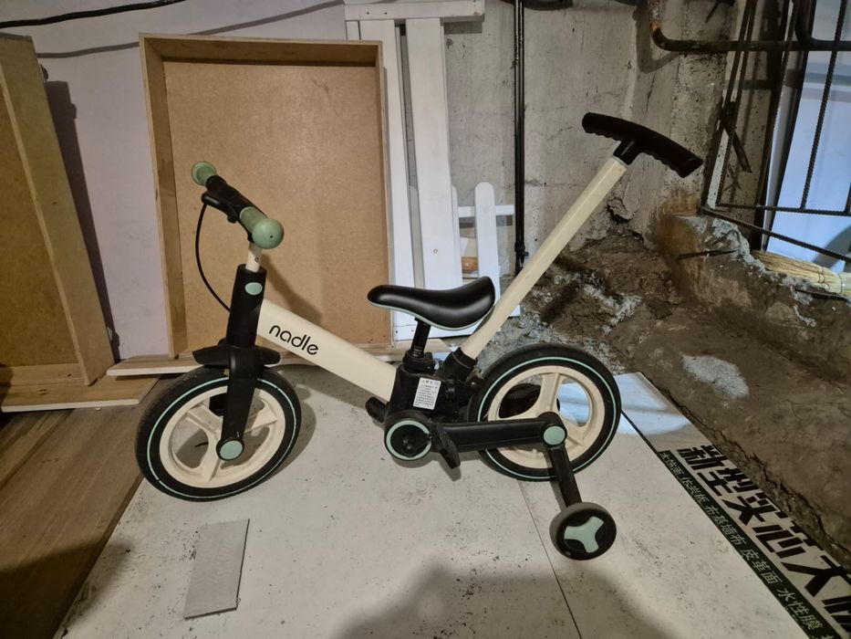 Велисипед трех колесный