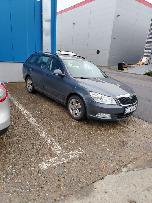 Vând skoda octavia 1.6