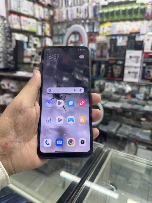 Redmi 12C sotiladi