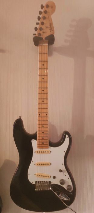 Электрогитара Fender Stratocaster 1992 года Корея