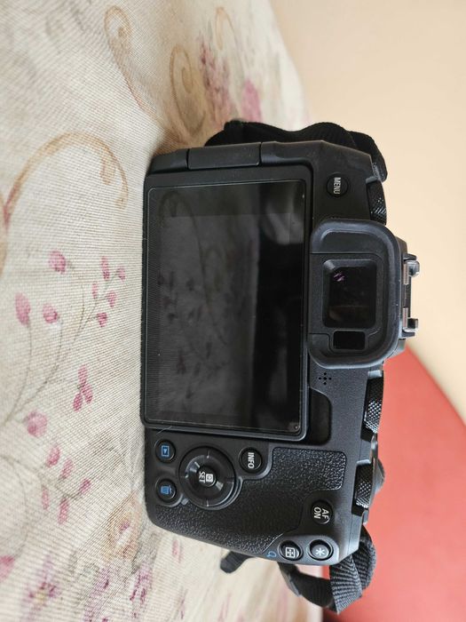 Canon EOS RP + обектив 24-105 F/4 на 3000 кадъра