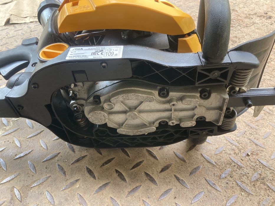 Foarfec Trimmer Gard Viu Tiga SHP 60 Italia cu lama de 60