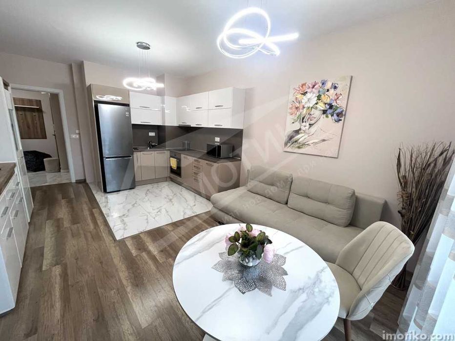 Дава се под наем Двустаен апартамент в София, Хладилника - 73 кв.м за 800 € - Снимка #1
